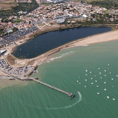 Maison Individuelle Proche Avec Jardin Et Animaux Admis - Fr-1-194-362 *